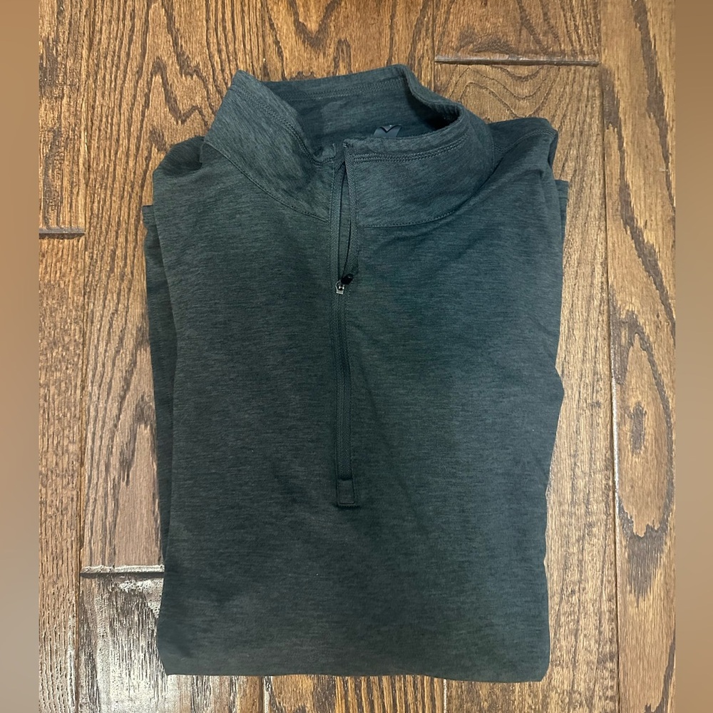 Vuori Men’s Half Zip Dark Grey XXL